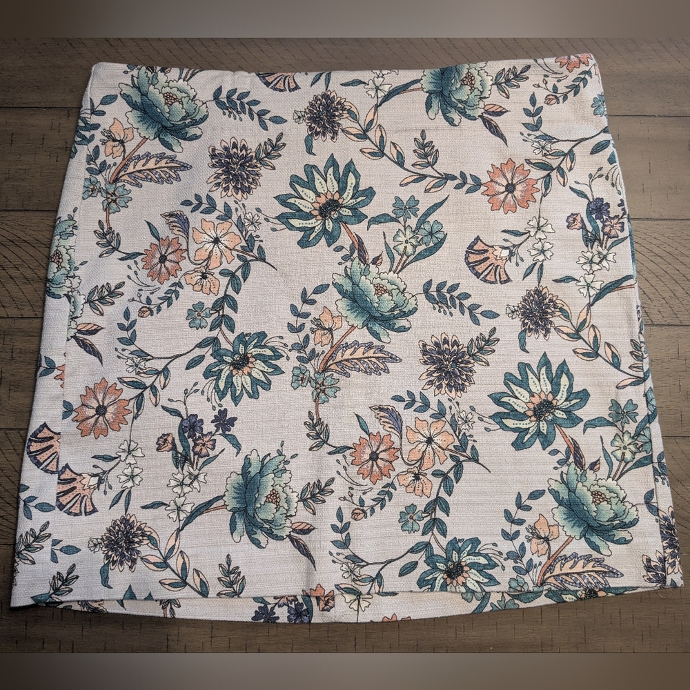 LOFT Above the Knee Length Floral Skirt Size 16